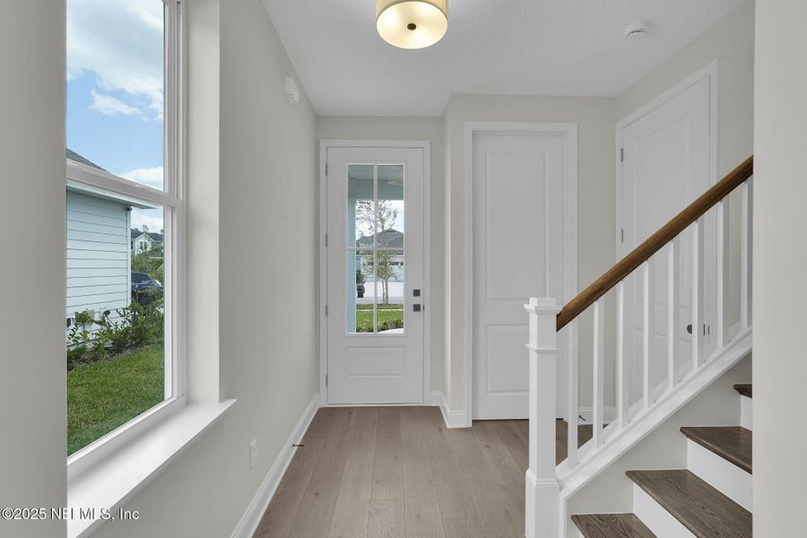 Spacious, unfurnished interior of a new home in Crosswinds at Nocatee, Ponte Vedra (Image 27).