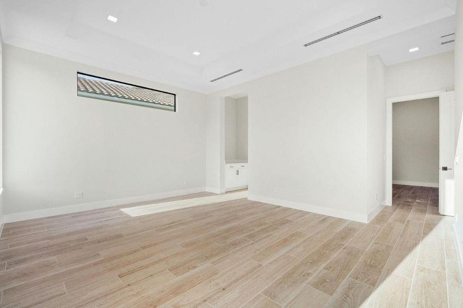 20250116205600952068000000-o