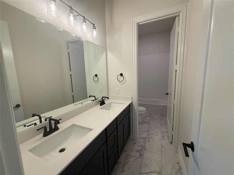 Furnished interior view inside a new home in Calhoun Acres, Azle (Image 7). Furnished interior view inside a new home in Calhoun Acres, Azle (Image 7).