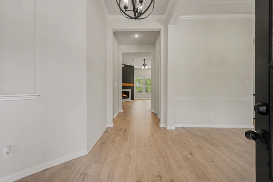 Spacious, unfurnished interior of a new home in Encino Estates, Dayton (Image 23).