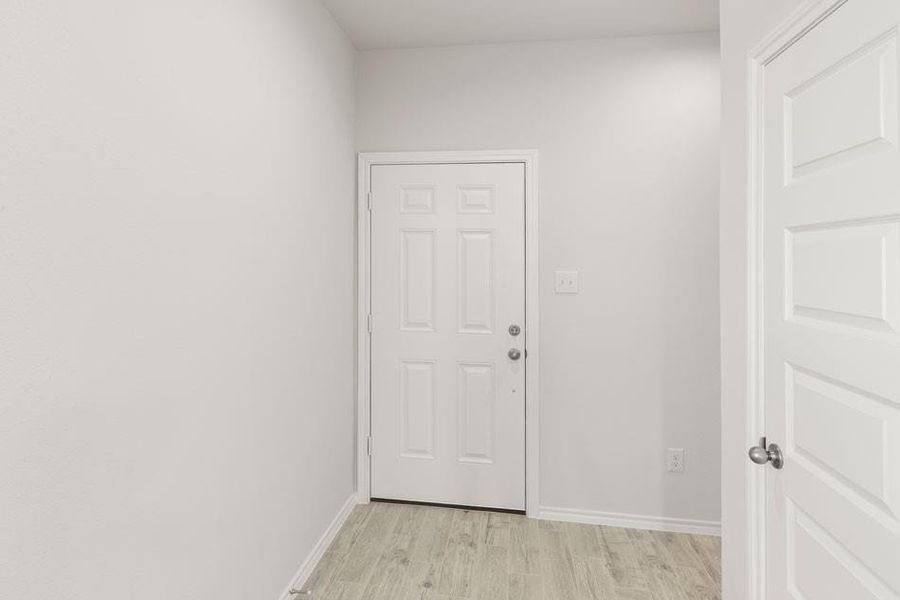 21. 115 Van Horn - Bath (2)