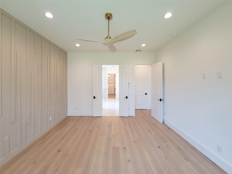 Spacious, unfurnished interior of a new home in , Houston (Image 41). Spacious, unfurnished interior of a new home in , Houston (Image 41).
