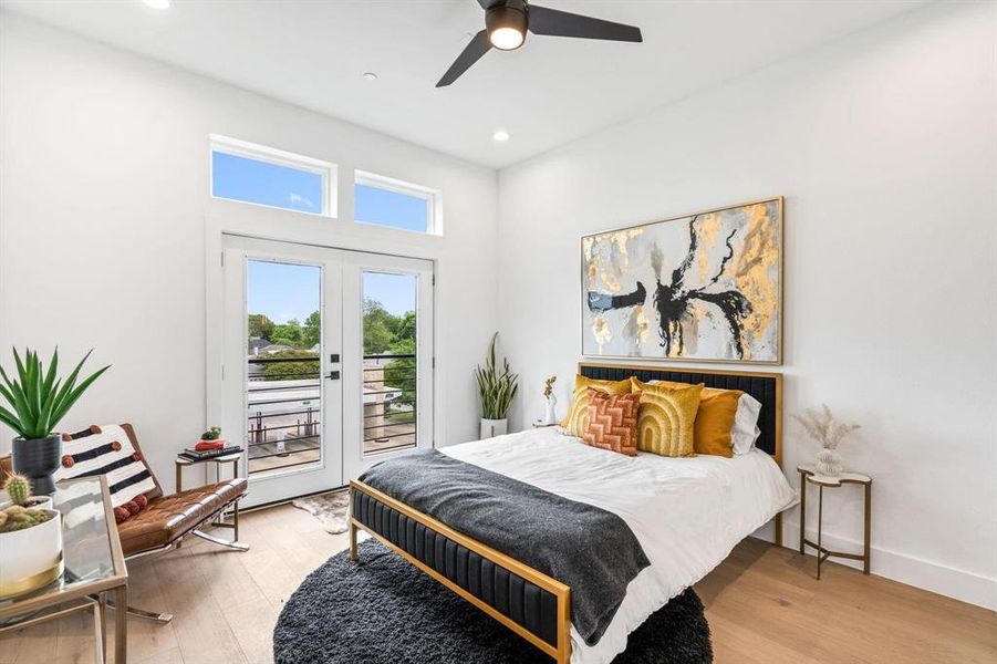 Furnished interior view inside a new home in , Dallas (Image 15).