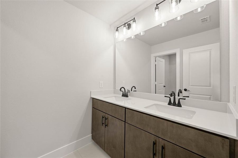 2433 Hitchford- Bathroom-1 2433 Hitchford- Bathroom-1