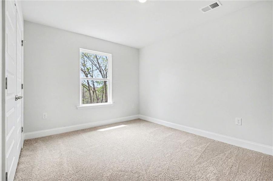 Spacious, unfurnished interior of a new home in Thunder Ridge, Dawsonville (Image 14).