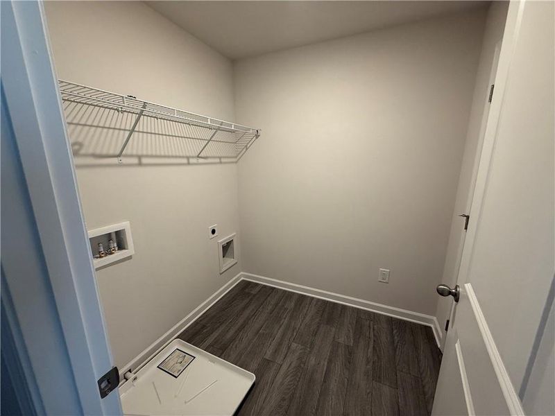 Spacious, unfurnished interior of a new home in Longview Run, Decatur (Image 12).