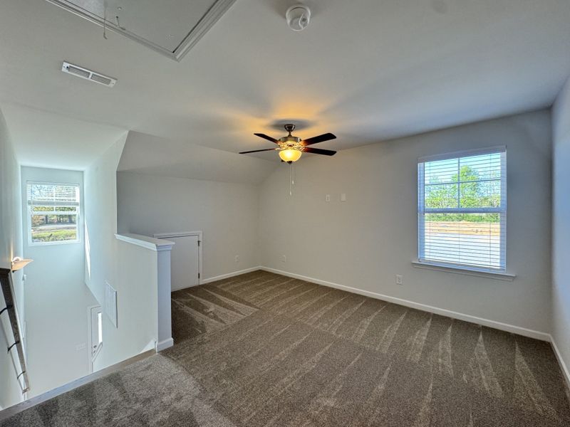 Spacious, unfurnished interior of a new home in Park Place, Shelbyville (Image 20).