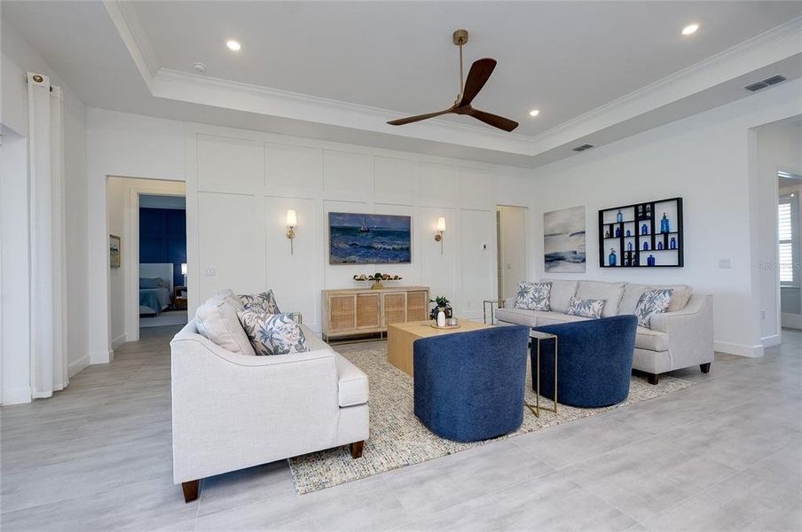 Furnished interior view inside a new home in , Englewood (Image 48).