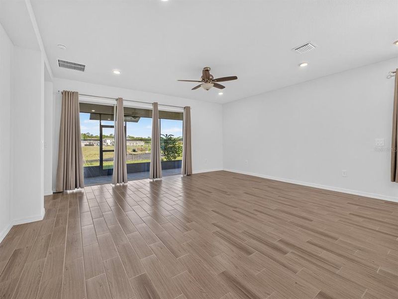 Spacious, unfurnished interior of a new home in Westview Community Group Page, Kissimmee (Image 23). Spacious, unfurnished interior of a new home in Westview Community Group Page, Kissimmee (Image 23).