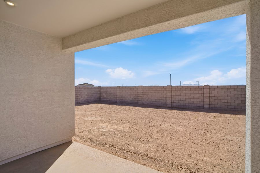 Exterior details and patio area of a home in Montana Vista - Highland, Buckeye (Image 27).