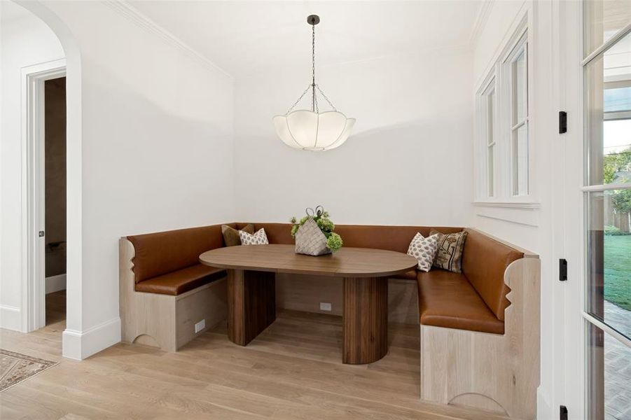 Furnished interior view inside a new home in , Richardson (Image 9).