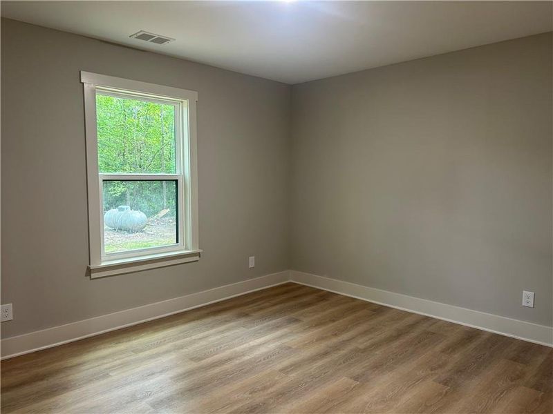 Spacious, unfurnished interior of a new home in , Bremen (Image 10).