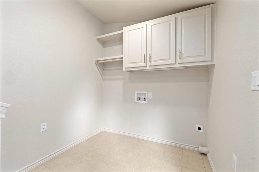 Spacious, unfurnished interior of a new home in , Brownwood (Image 18). Spacious, unfurnished interior of a new home in , Brownwood (Image 18).