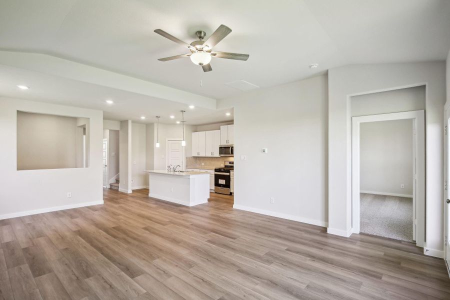 Photo is not of the actual home, but is an inspirational photo of builder’s model home and may depict options, furnishings, and/or decorator features that are not included Photo is not of the actual home, but is an inspirational photo of builder’s model home and may depict options, furnishings, and/or decorator features that are not included