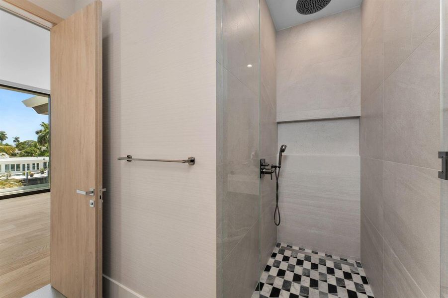 2400 Barcelona Dr_1oakstudios_50
