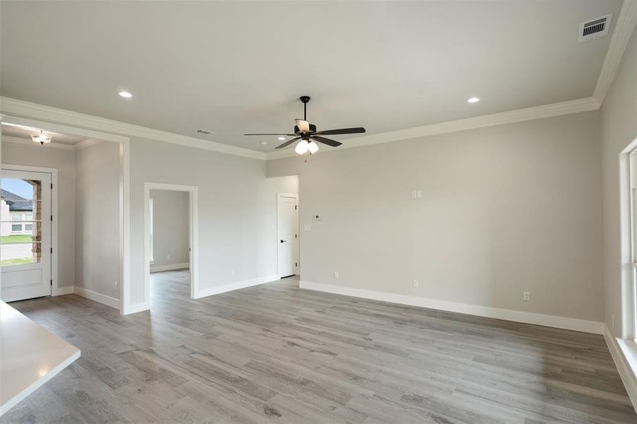 Spacious, unfurnished interior of a new home in , Mabank (Image 21).