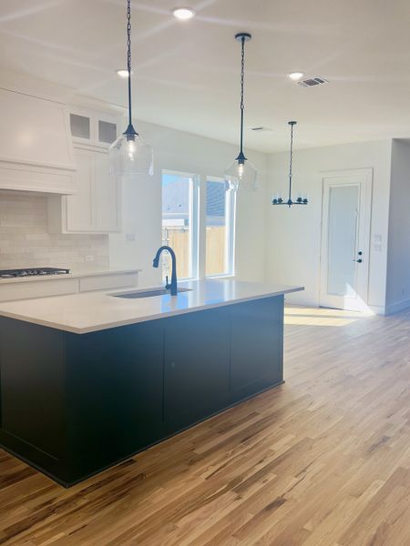 Furnished interior view inside a new home in Lakes of River Trails, Fort Worth (Image 2). Furnished interior view inside a new home in Lakes of River Trails, Fort Worth (Image 2).