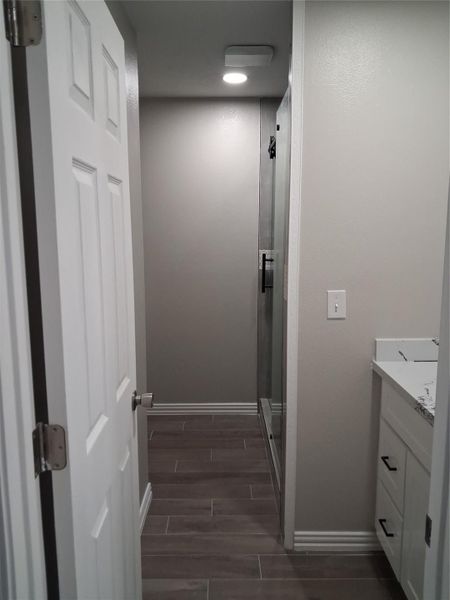 Spacious, unfurnished interior of a new home in , Livingston (Image 26).
