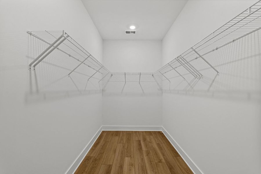 Spacious, unfurnished interior of a new home in Hancock Farms, Aiken (Image 30).