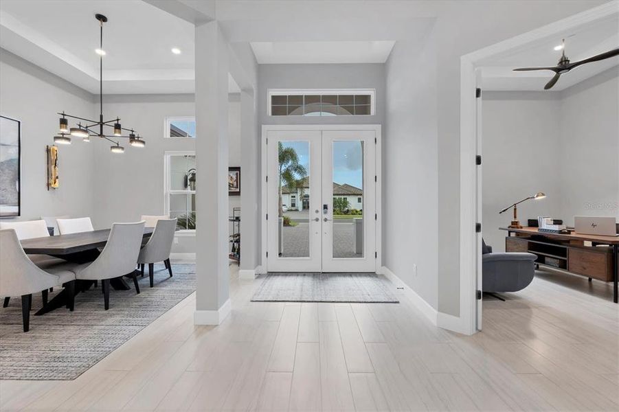 Furnished interior view inside a new home in , Lakewood Ranch (Image 28).