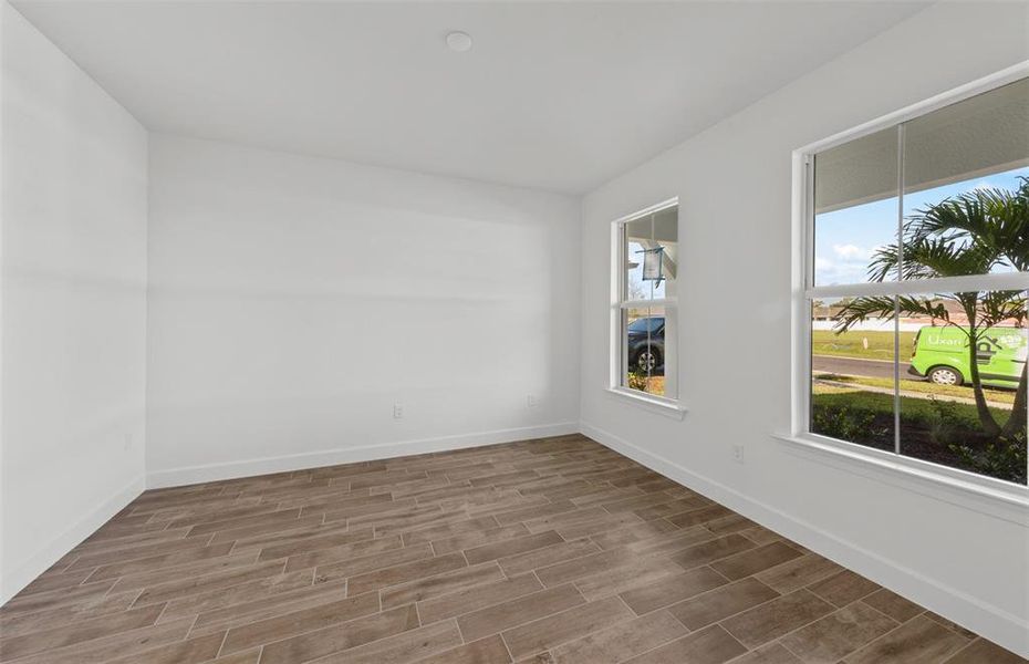Spacious, unfurnished interior of a new home in SeaFlower, Bradenton (Image 17).