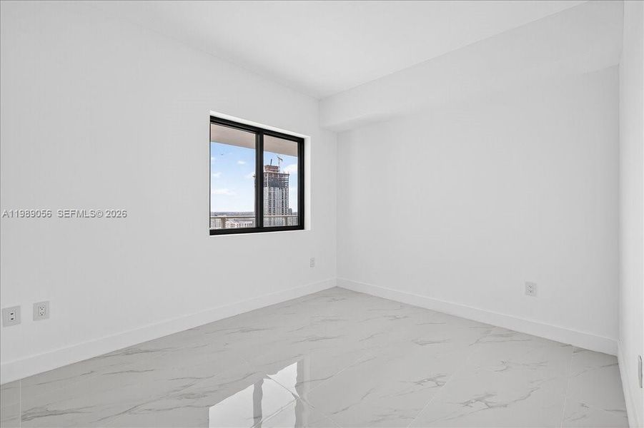 Spacious, unfurnished interior of a new home in , Miami (Image 32).