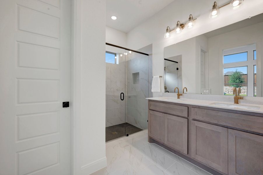 Owner's Bath