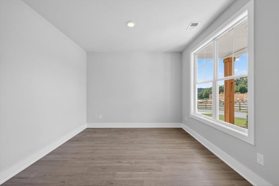 Spacious, unfurnished interior of a new home in The Manor at Gainesville Township, Gainesville (Image 19). Spacious, unfurnished interior of a new home in The Manor at Gainesville Township, Gainesville (Image 19).