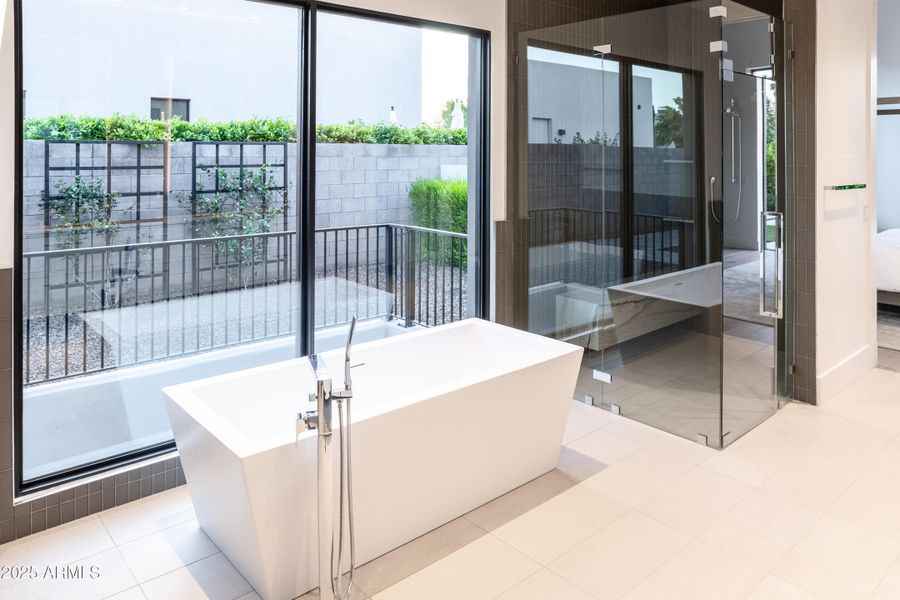 Azure_Lot25_QMI_PrimaryBath_Detail