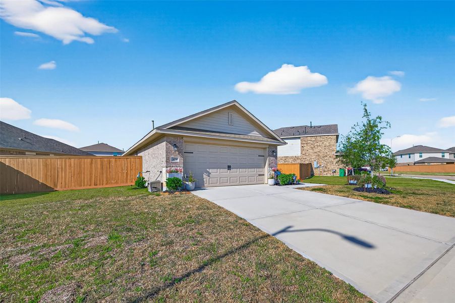 Image 39 of a home in Sunterra.