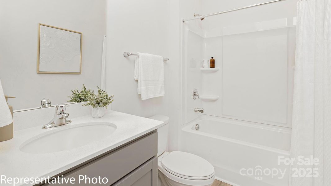 Furnished interior view inside a new home in Stanton, Richburg (Image 7).