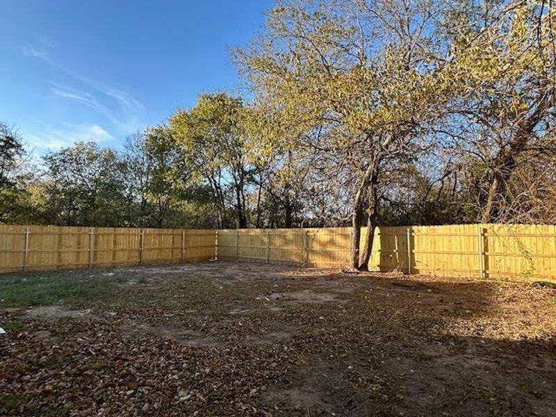 Exterior details and patio area of a home in , Ector (Image 20).