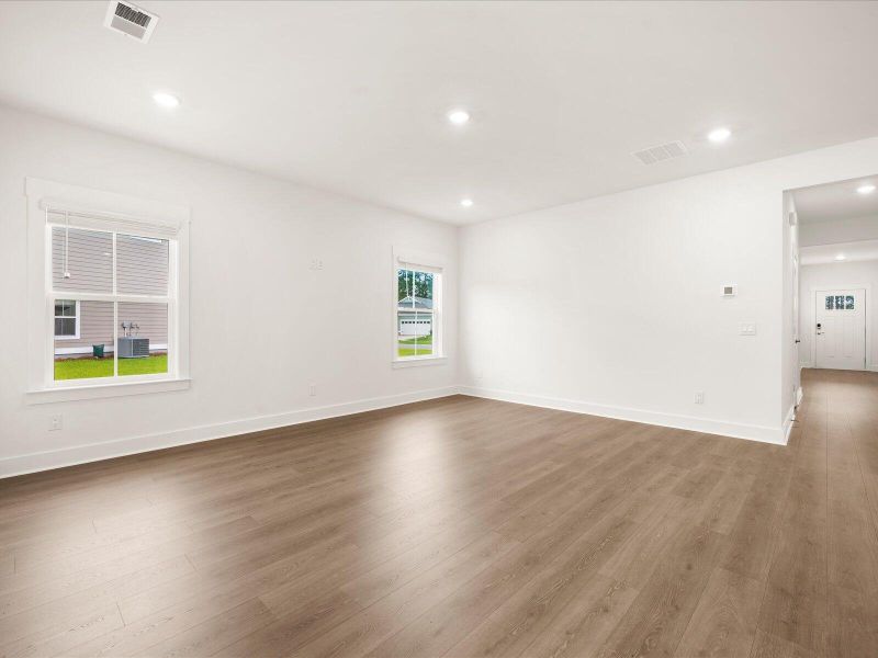 Spacious, unfurnished interior of a new home in The Coves at Lakes of Cane Bay, Summerville (Image 22). Spacious, unfurnished interior of a new home in The Coves at Lakes of Cane Bay, Summerville (Image 22).