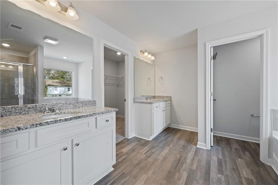 Furnished interior view inside a new home in Stephen's Landing, Loganville (Image 39). Furnished interior view inside a new home in Stephen's Landing, Loganville (Image 39).
