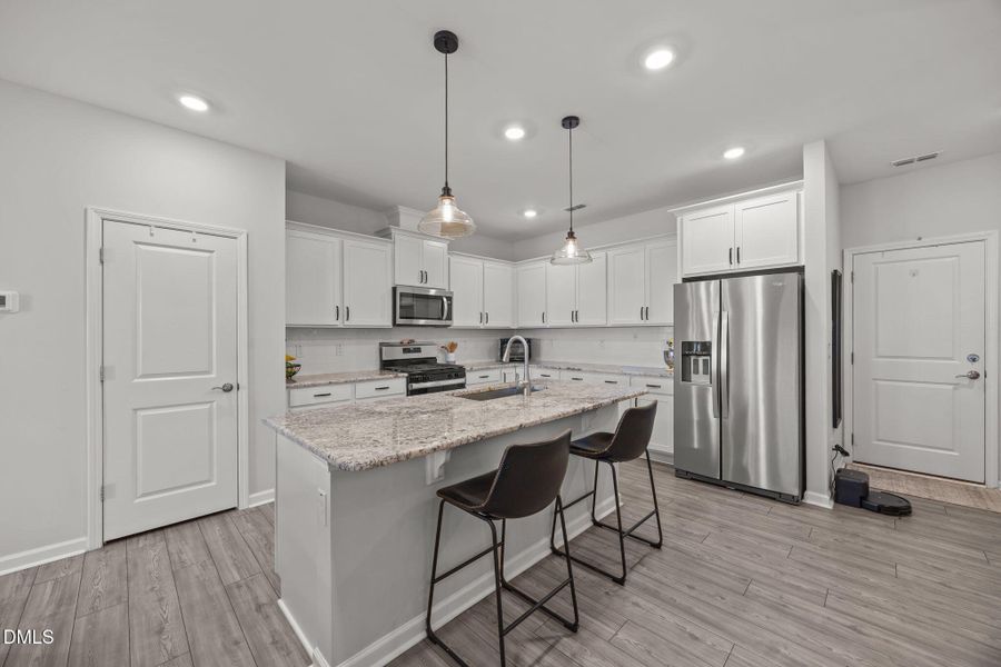 22-web-or-mls-IMG_9021 22-web-or-mls-IMG_9021