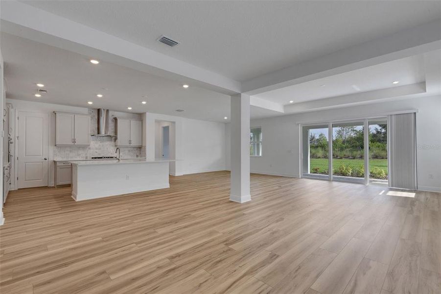 Spacious, unfurnished interior of a new home in Hawkstone, Sarasota (Image 53).