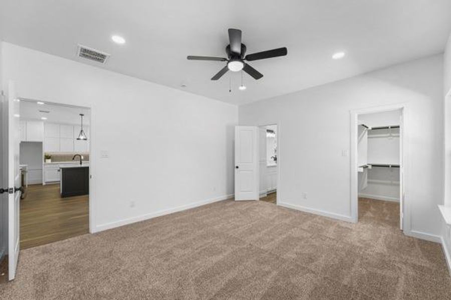 Spacious, unfurnished interior of a new home in , Trinidad (Image 31). Spacious, unfurnished interior of a new home in , Trinidad (Image 31).