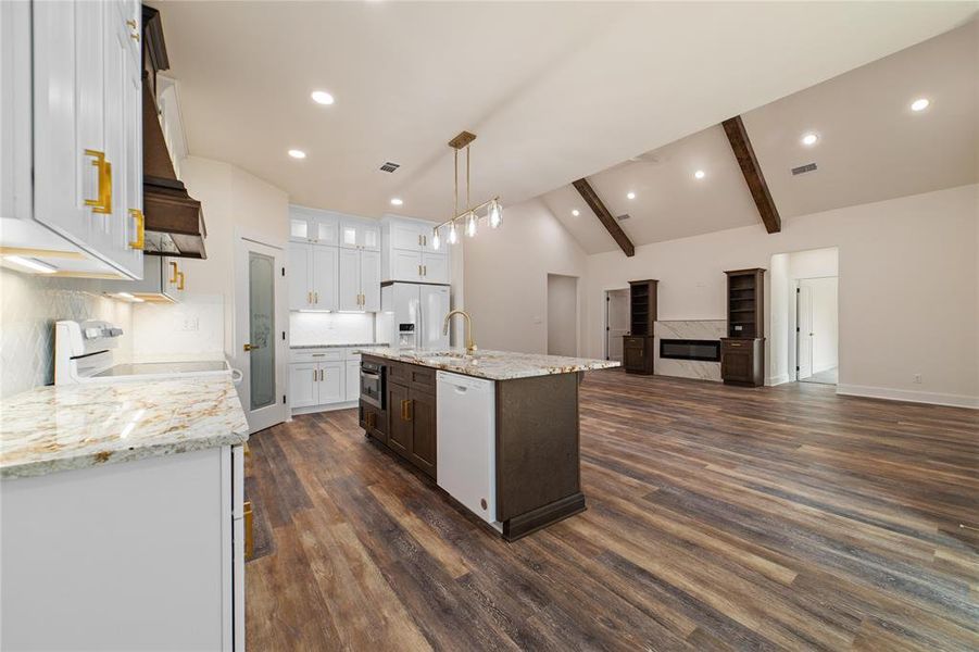 Furnished interior view inside a new home in , Brownwood (Image 5).