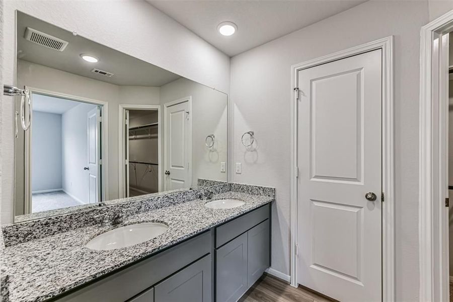 Image 58 of a home in Haven at Kieth Harrow.