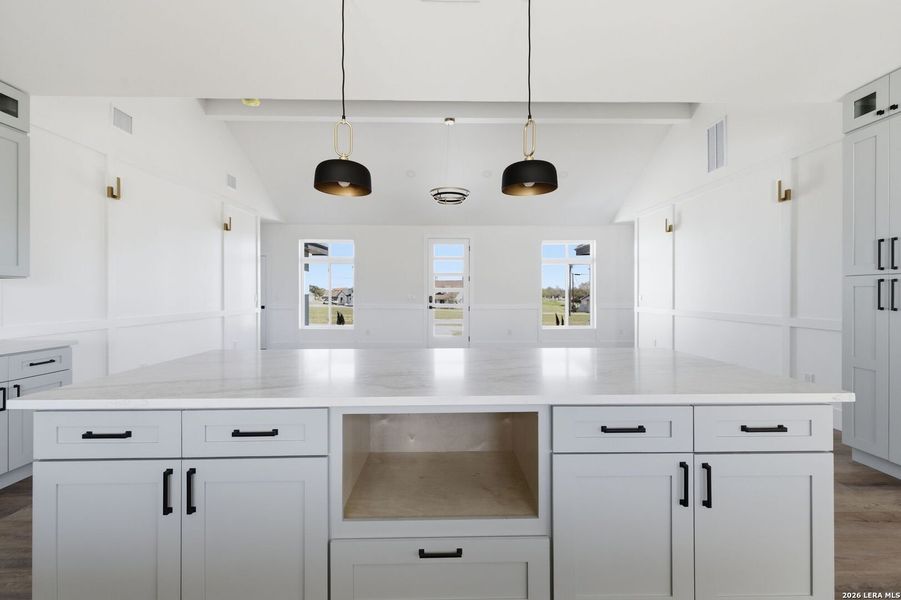 Furnished interior view inside a new home in , Bandera (Image 39).