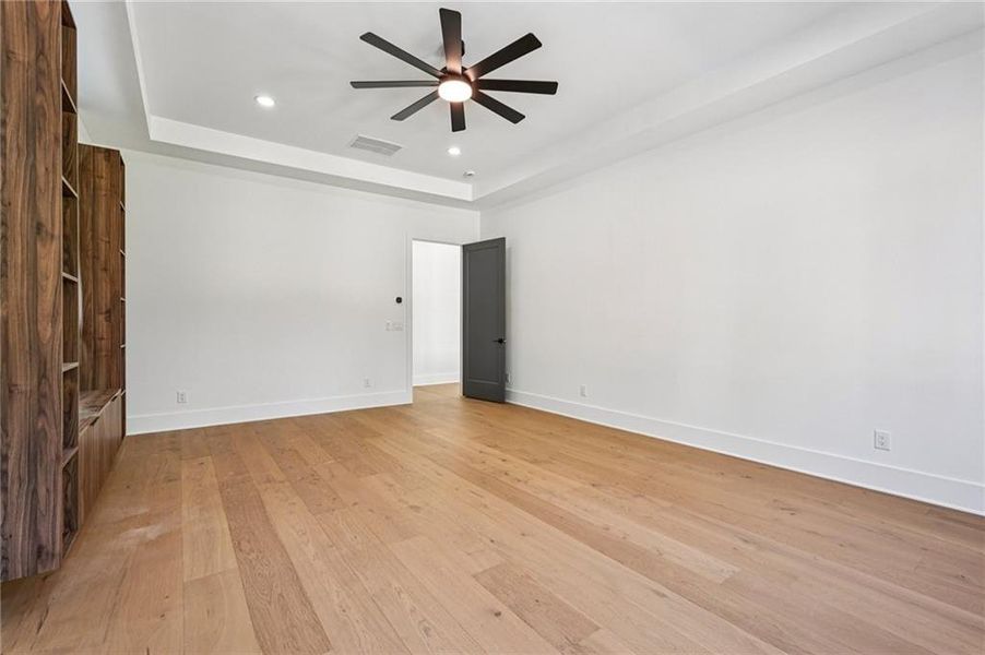 Spacious, unfurnished interior of a new home in , Sugar Hill (Image 71).