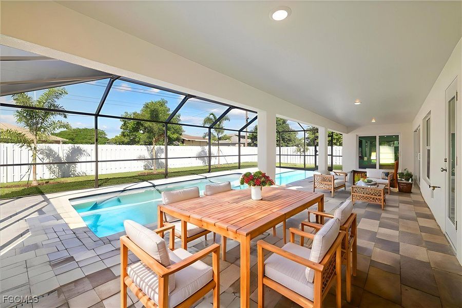 Image 26 of a home in Cape Coral.