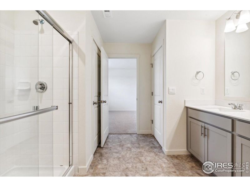 Image 27 of a home in Settlers Crossing. Image 27 of a home in Settlers Crossing.