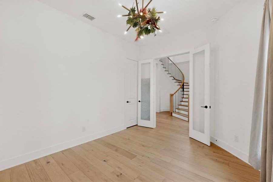 Spacious, unfurnished interior of a new home in The Homestead - 62', Rockwall (Image 23). Spacious, unfurnished interior of a new home in The Homestead - 62', Rockwall (Image 23).