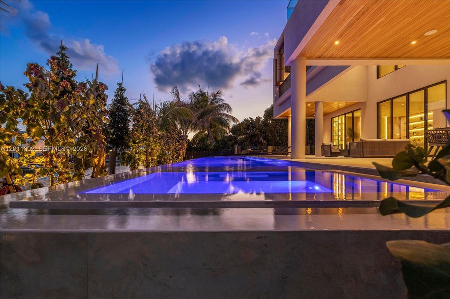 Exterior details and patio area of a home in , North Miami (Image 43).