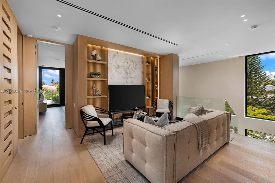Furnished interior view inside a new home in , Miami Beach (Image 30).
