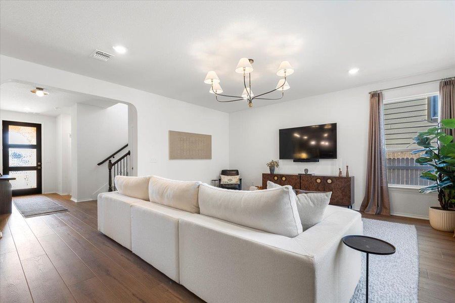 Furnished interior view inside a new home in , Austin (Image 24). Furnished interior view inside a new home in , Austin (Image 24).