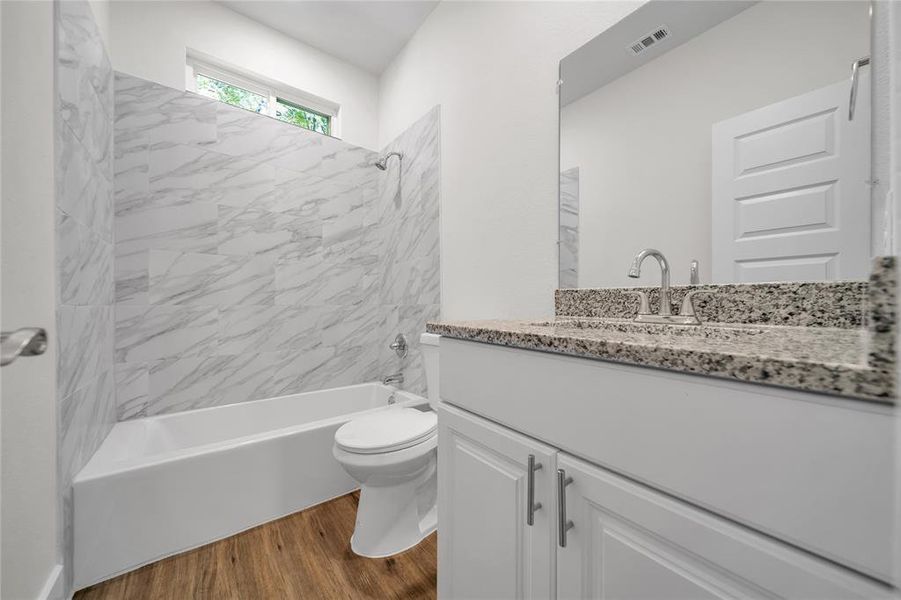 Furnished interior view inside a new home in , Scurry (Image 3).