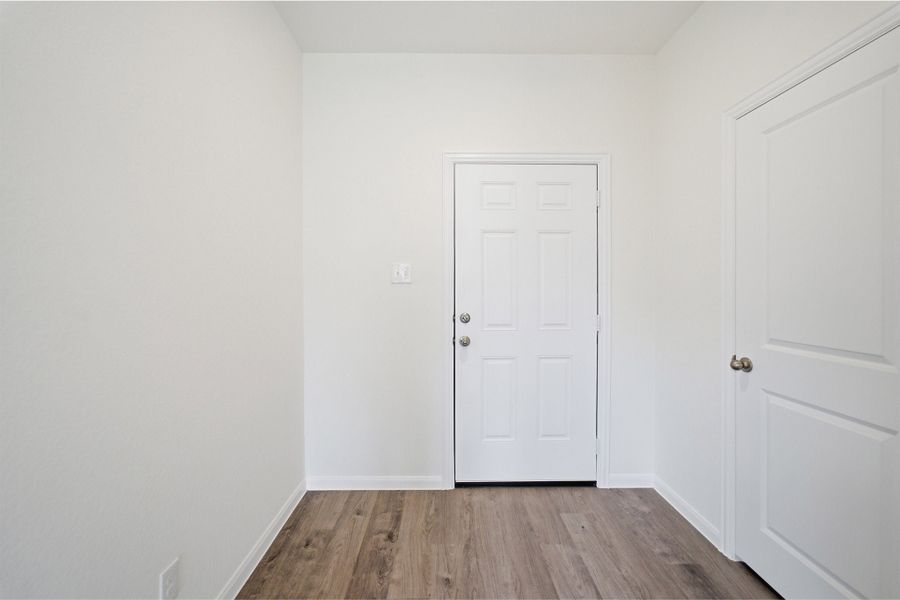 Spacious, unfurnished interior of a new home in Colony at Pinehurst, Pinehurst (Image 23).