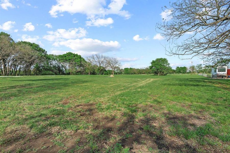 Natural landscape and outdoor views near in Savoy (Image 39). Natural landscape and outdoor views near in Savoy (Image 39).